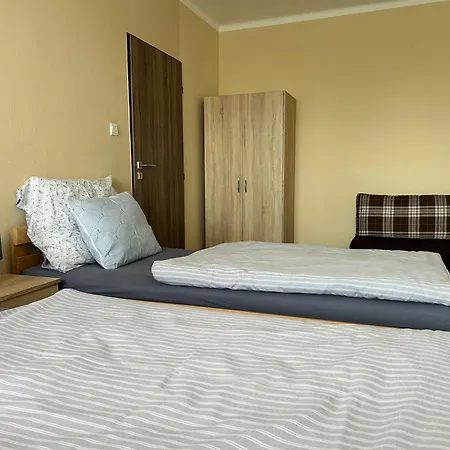 U Vrbu Rum i privatbostad Vrbovec